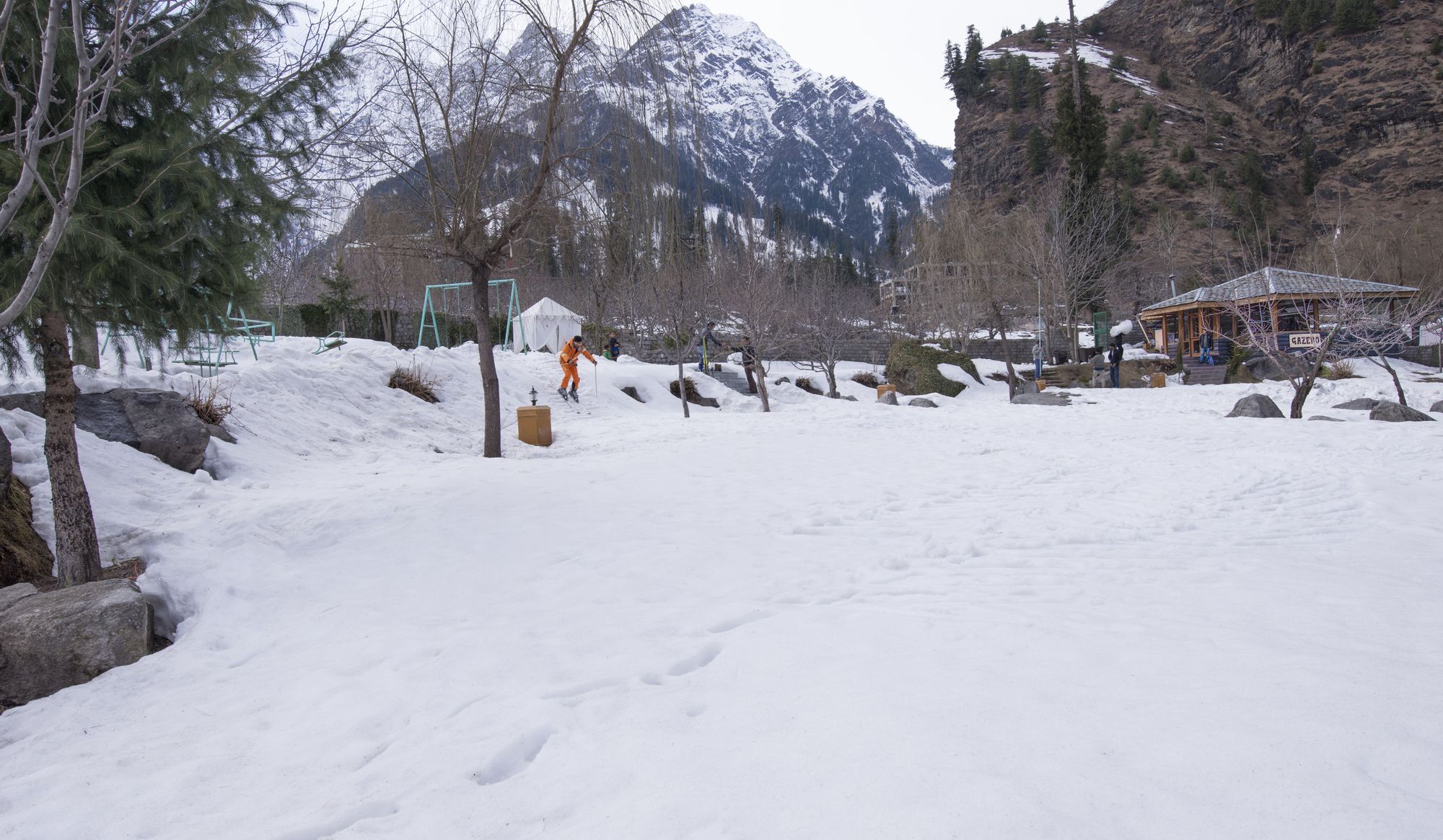 Solang Valley Resort Palchān Buitenkant foto