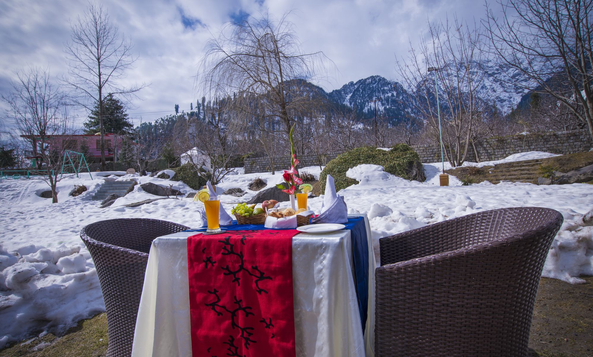 Solang Valley Resort Palchān Buitenkant foto